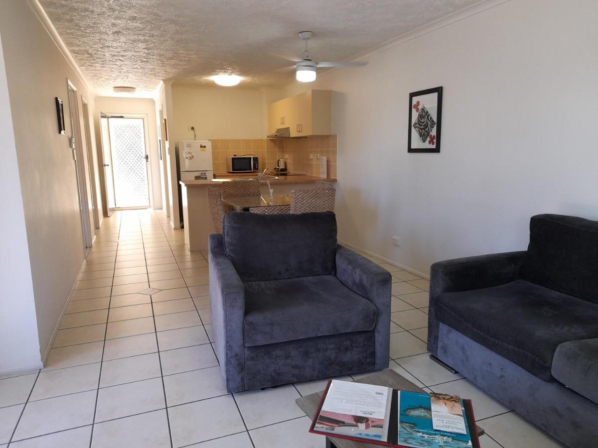 Airlie Apartments Ерлі-Біч Екстер'єр фото