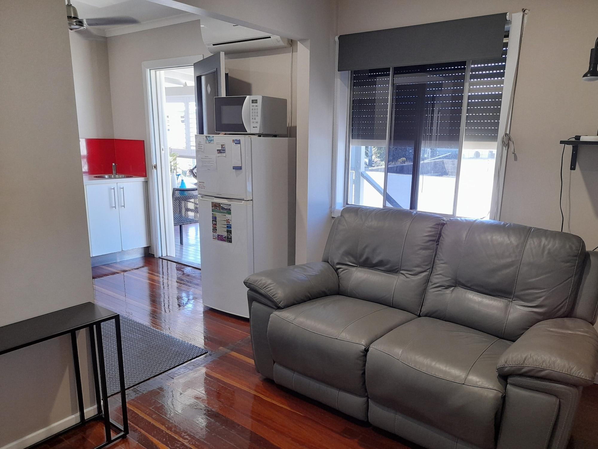 Airlie Apartments Ерлі-Біч Екстер'єр фото