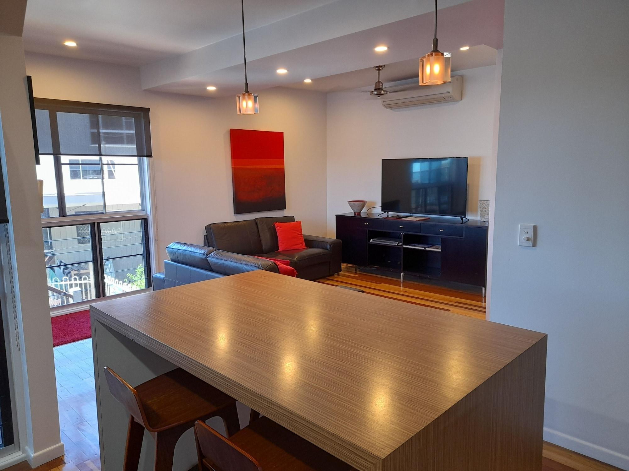 Airlie Apartments Ерлі-Біч Екстер'єр фото