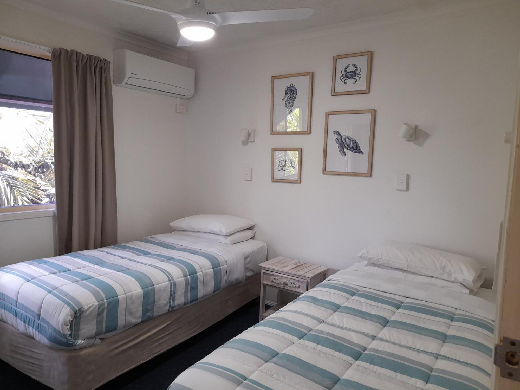 Airlie Apartments Ерлі-Біч Екстер'єр фото